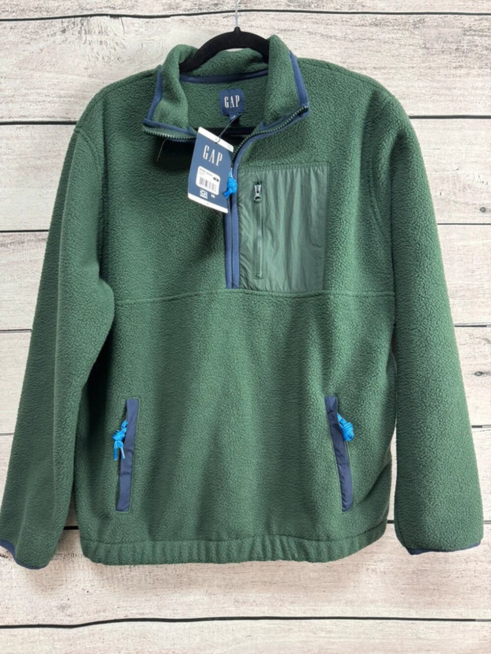 NWT Men’s Gap Green Half Zip Fleece - Small